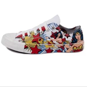 Wonder Woman Converses